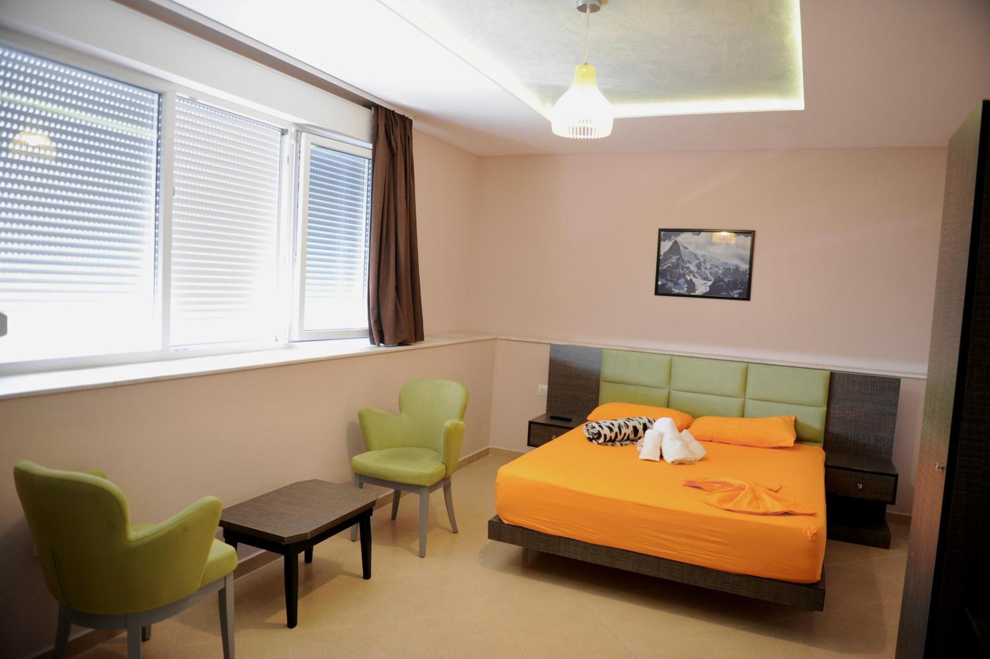 Hotel Fish Land Plazhi San Pietro Exteriör bild